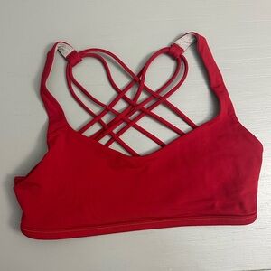 Lululemon Free To Be Bra EUC Size 6